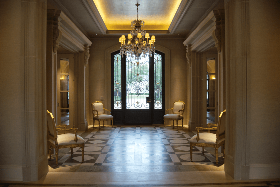 News, Shelby, Veranda Magazine, Randy Powers, June 2015