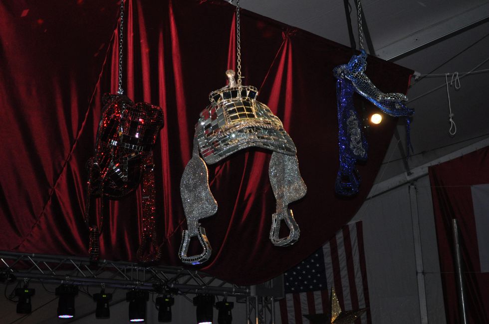 News, Shelby, World Championship BBQ Cook-off, Glittering saddles, February 2015