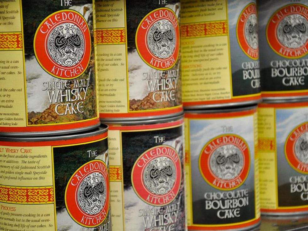 News_Spec's Warehouse_cake in a can