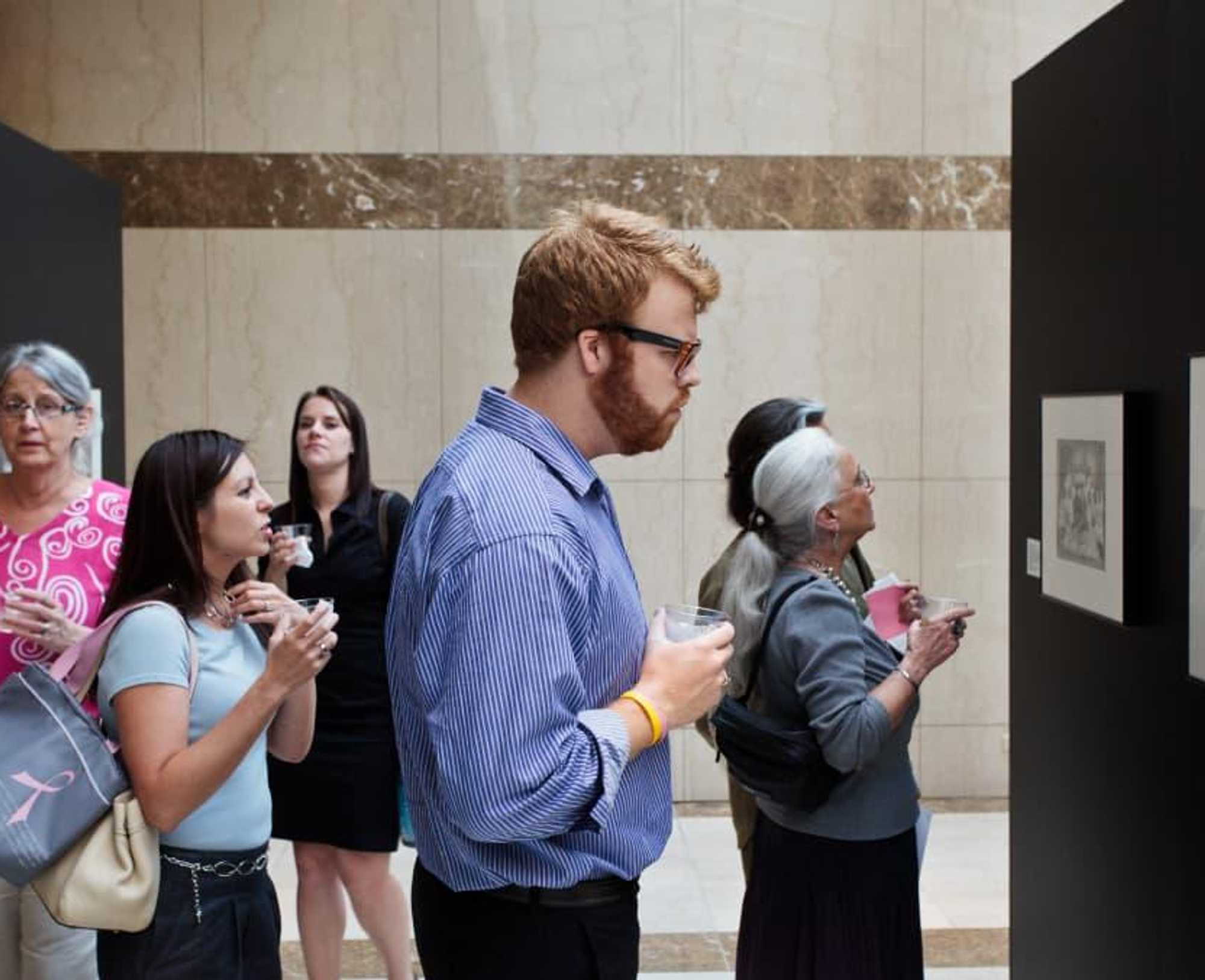 News_Steven_FotoFest_Faces_of_History_Latin_America_Opening