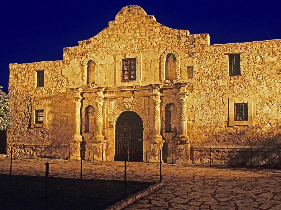 News_The Alamo_San Antonio, Texas