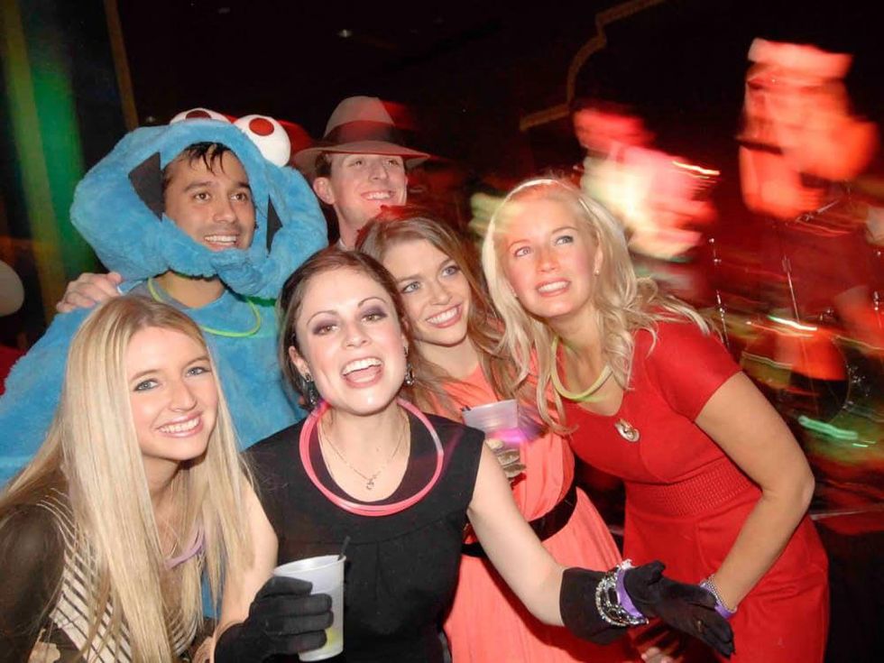 News_TIRR Foundation 2010_Jessica Carameros_Aubrie Tabrizi_Brittany Sakowitz_Sarahbeth Sharp_"Elmo"_Kevin Kushner