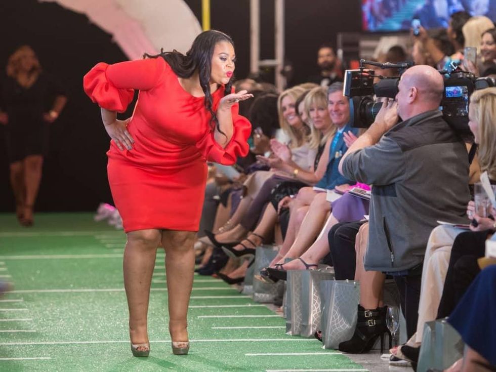 Nfl Players Wives Fashion Show At Tootsies Scores Serious Style Points