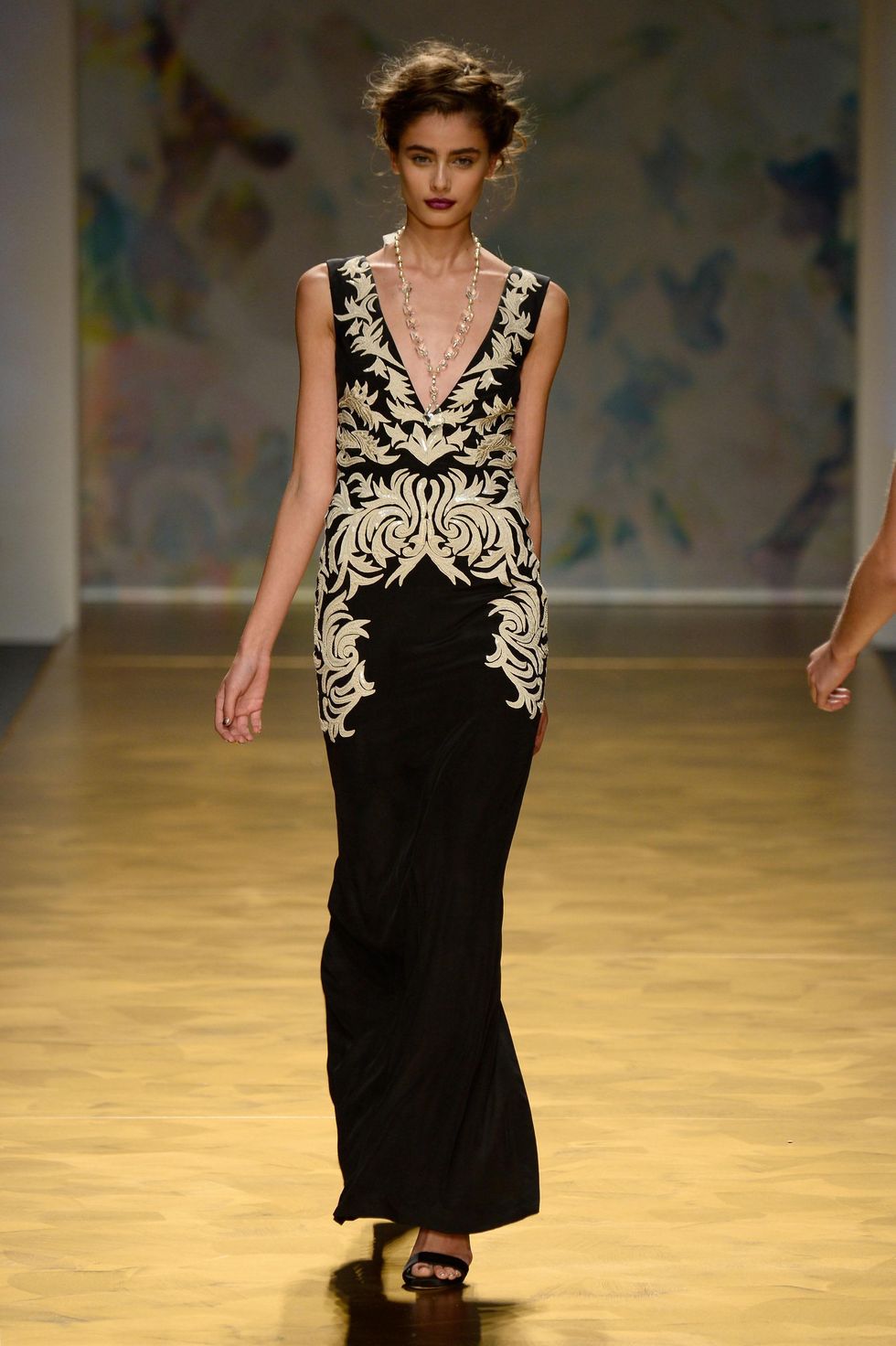 Nicole Miller gown spring 2014 collection