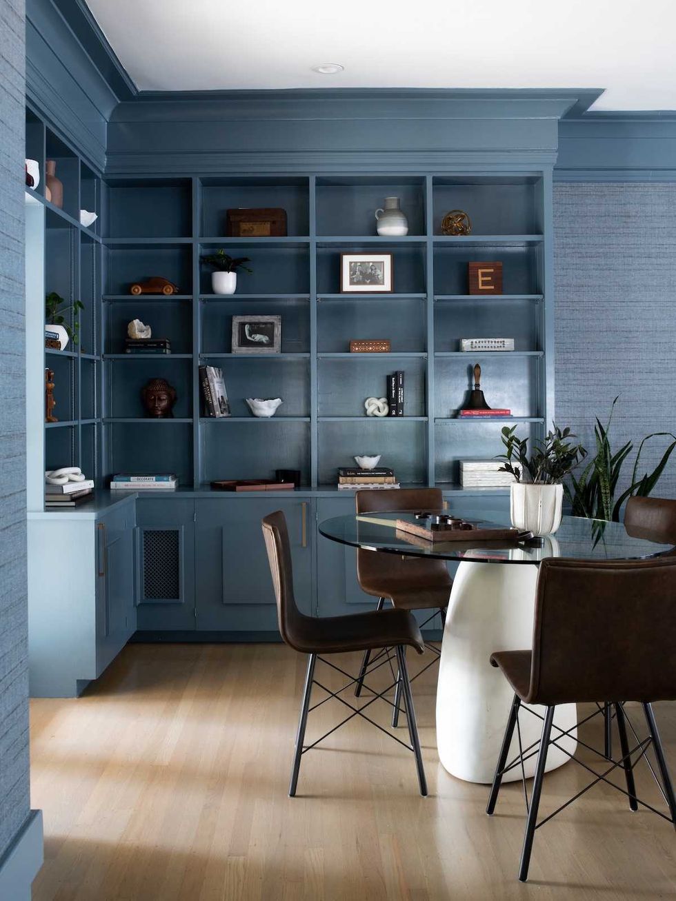 Nostalgic spaces, home library, Houzz summer home design trends 2026