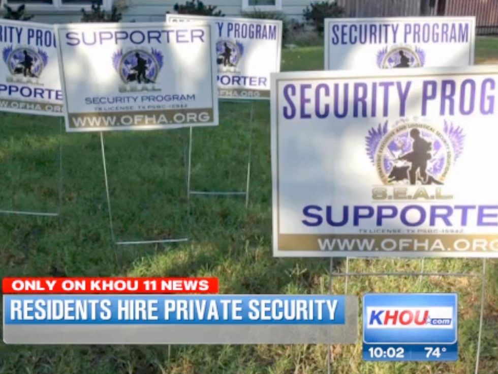 Oak Forest subdivision hires private security October 2013