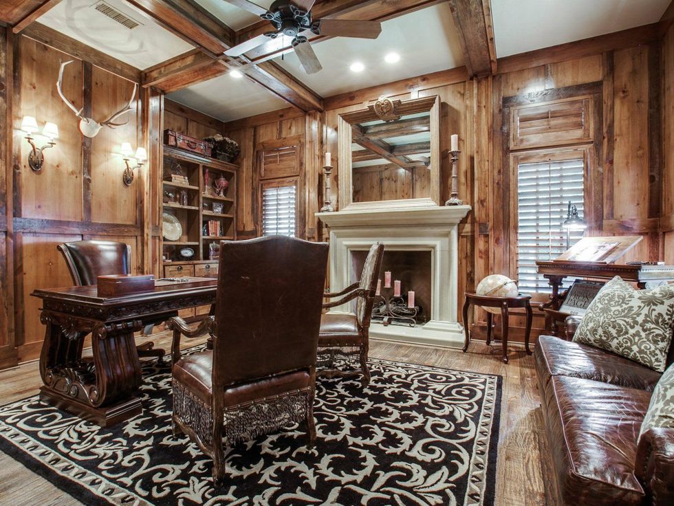 Office at 1724 Wisteria Way in Westlake