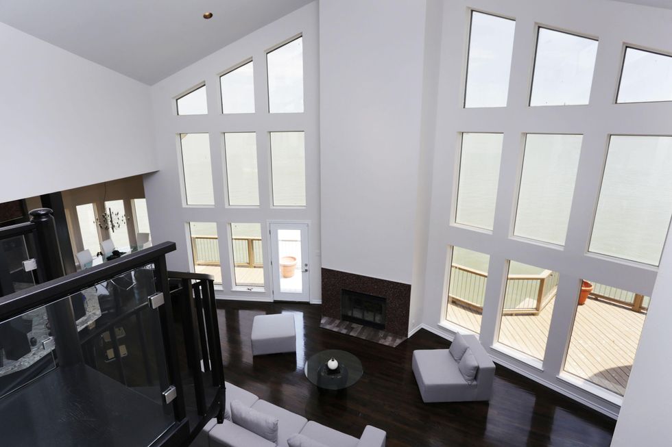 On the Market 102 Lanai St. Tiki Village Galveston August 2014 fam above