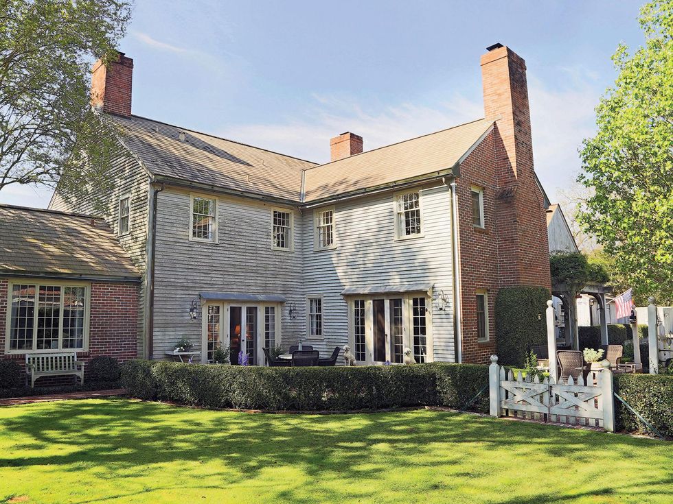 On the Market 11030 Greenbay St. April 2014