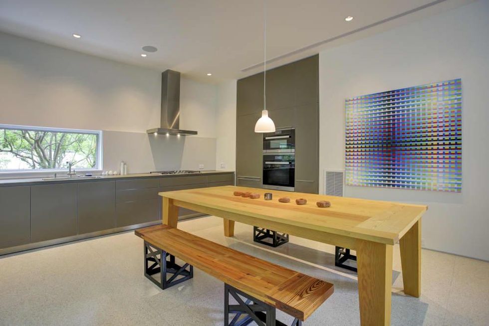 ON the market, 1114 Willard, 4/16, study