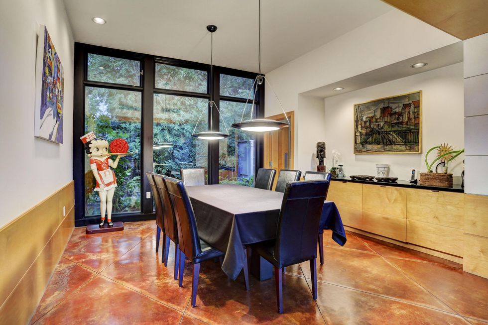 On the Market 12020 Tall Oaks St. Frank Lloyd Wright house July 2014 din9
