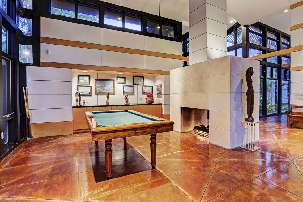 On the Market 12020 Tall Oaks St. Frank Lloyd Wright house July 2014 game