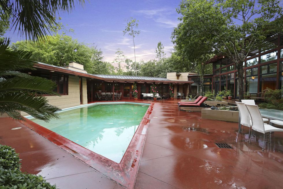 On the Market 12020 Tall Oaks St. Frank Lloyd Wright house July 2014 swimming pool
