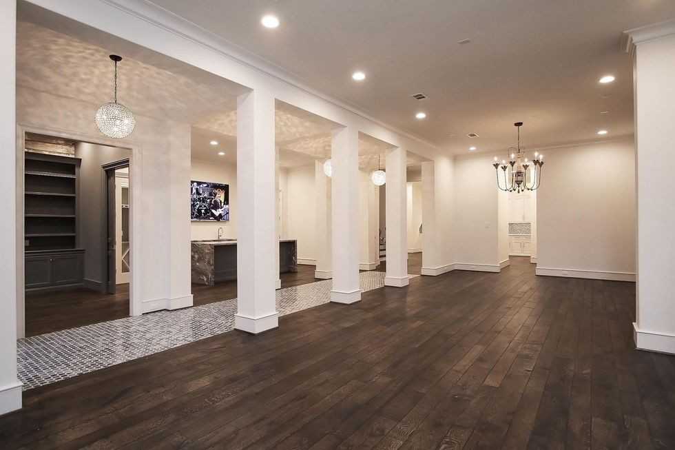 On the Market 1302 Milford December 2014 living dining room
