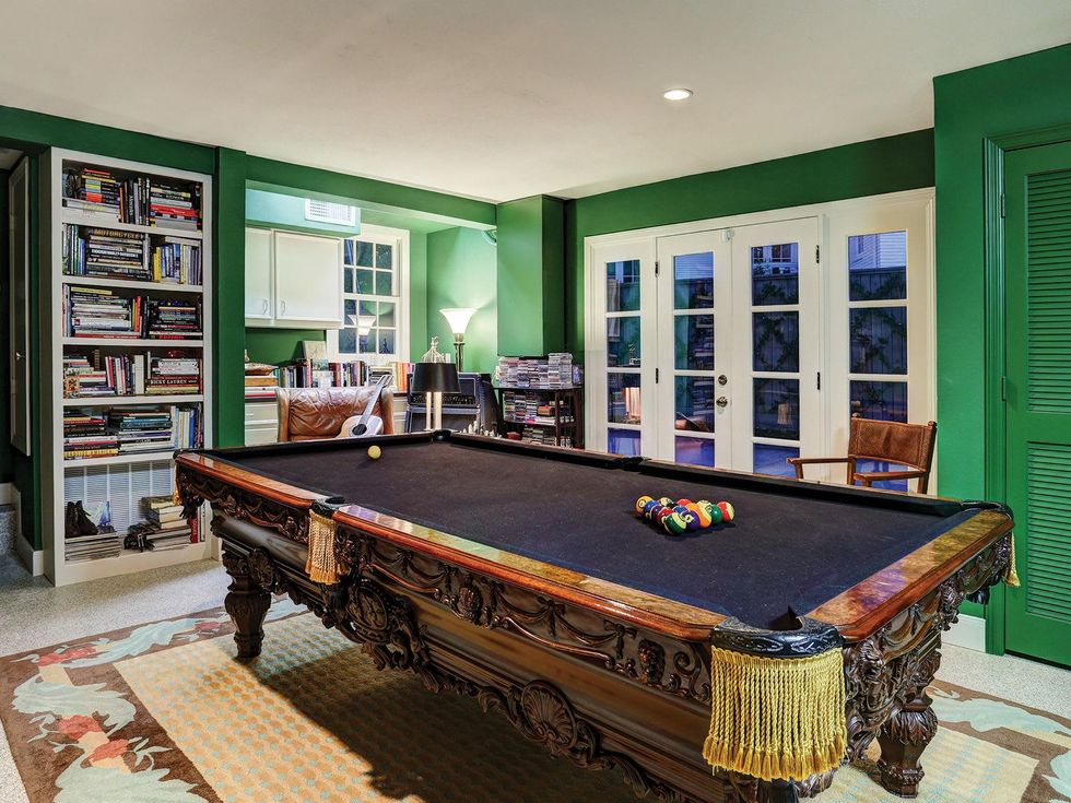On The Market 1547 Kirby November 2014 pool table