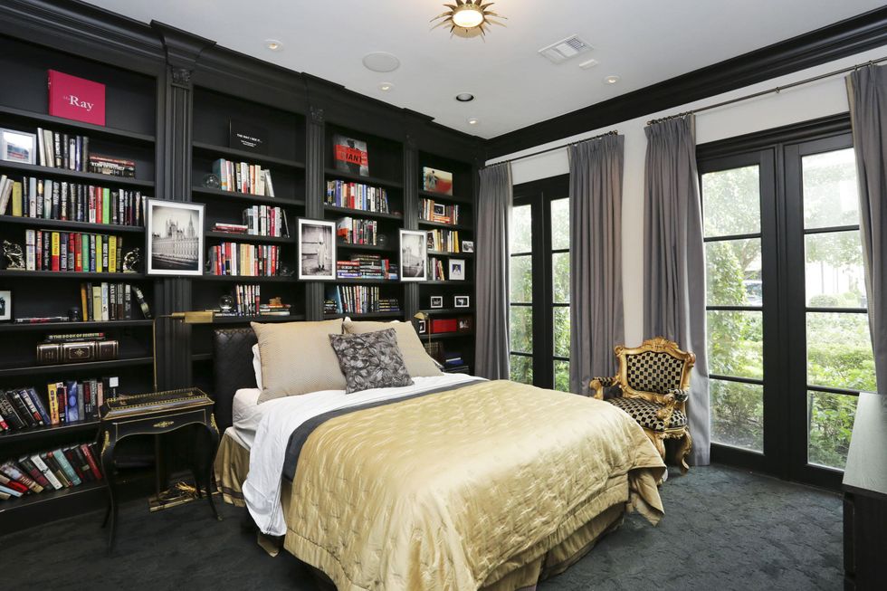 On the Market 1729 Sunset Blvd. October 2014 bedroom