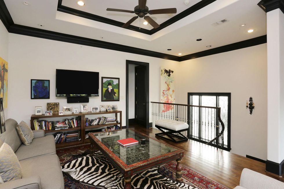 On the Market 1729 Sunset Blvd. October 2014 fouth-story den