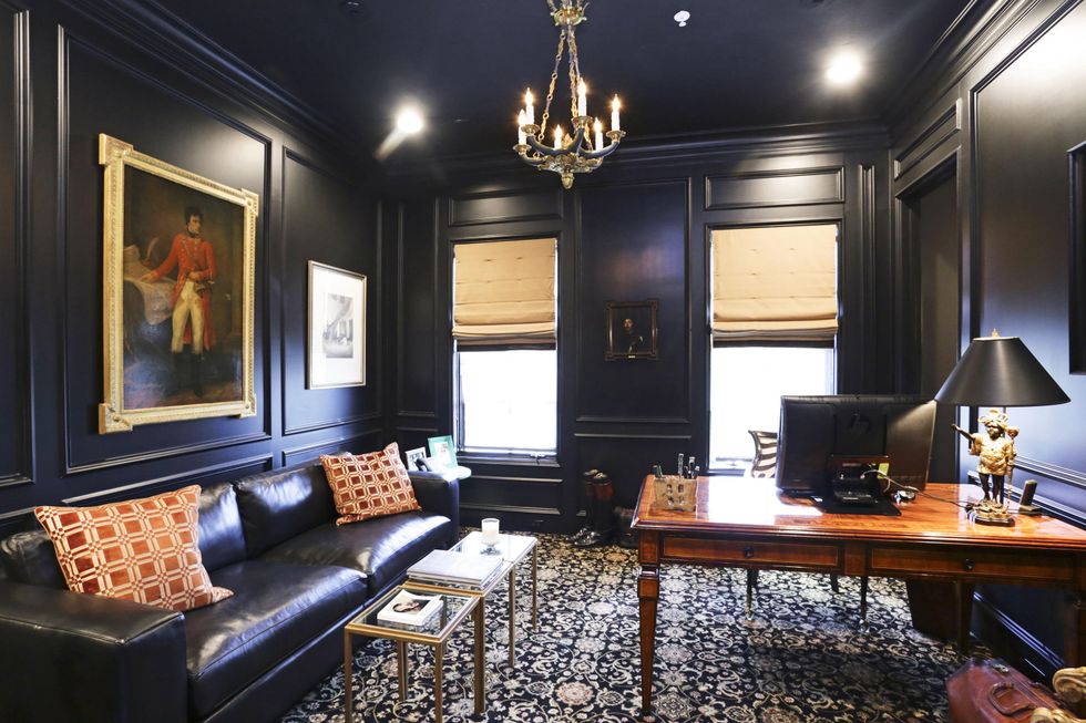 On the Market 1729 Sunset Blvd. October 2014 office study