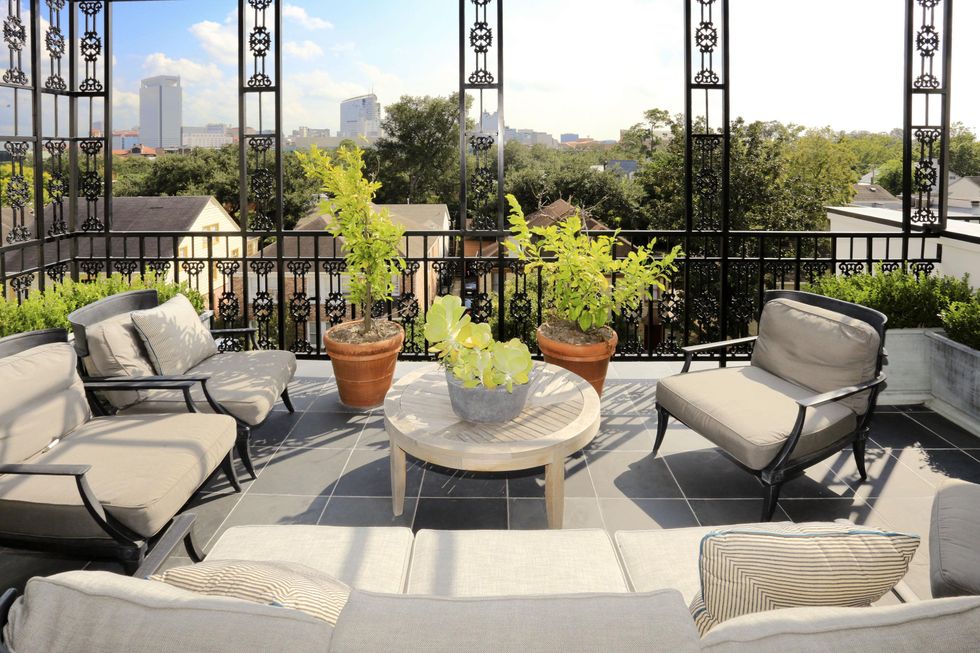 On the Market 1729 Sunset Blvd. October 2014 patio