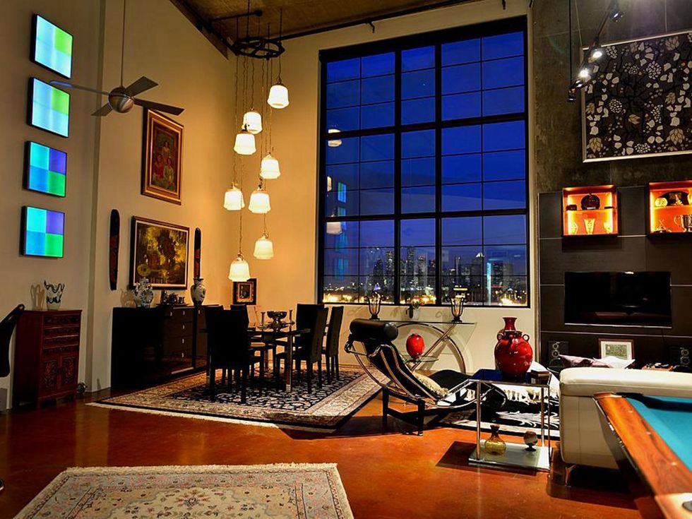 On the Market 1914 W Gray St 301 March 2015