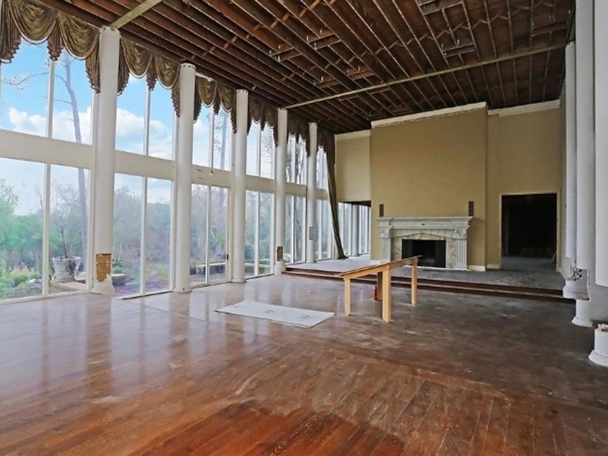 The living room at 20 Farnham Park Drive. CultureMap Houston