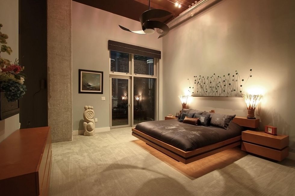 On the Market 2000 Bagby March 2014