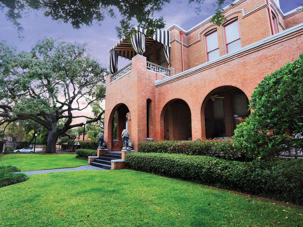 On the Market 2013 Westmoreland exterior day