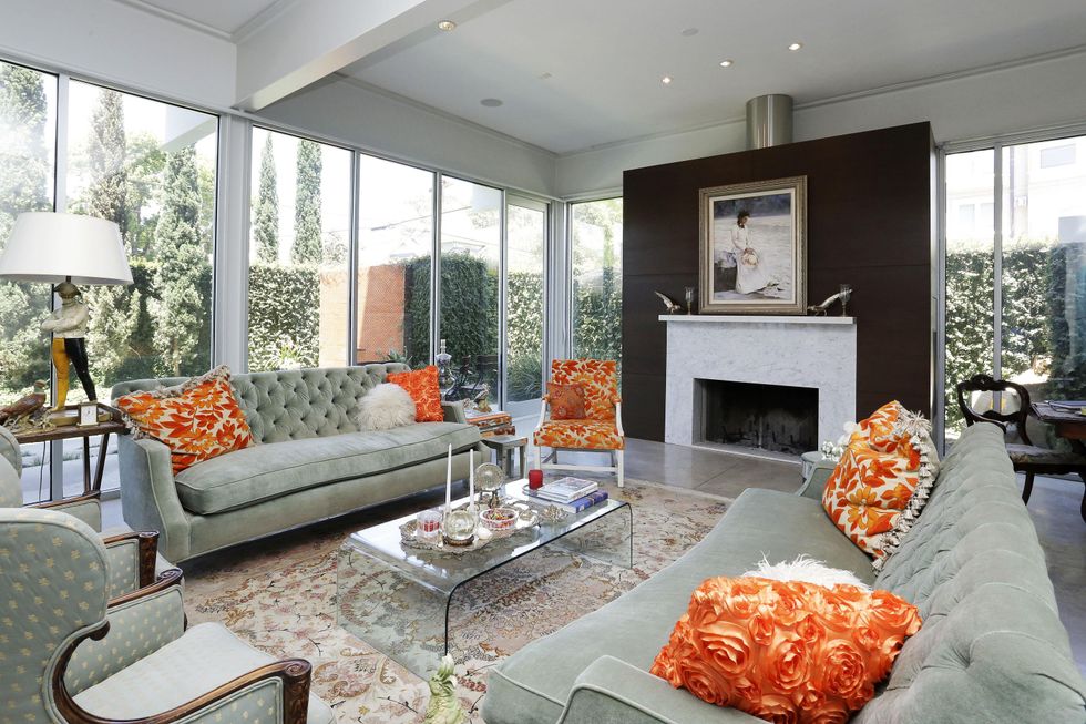 On the Market 2106 Crocker Fulton Davenport house August 2014 living room 2