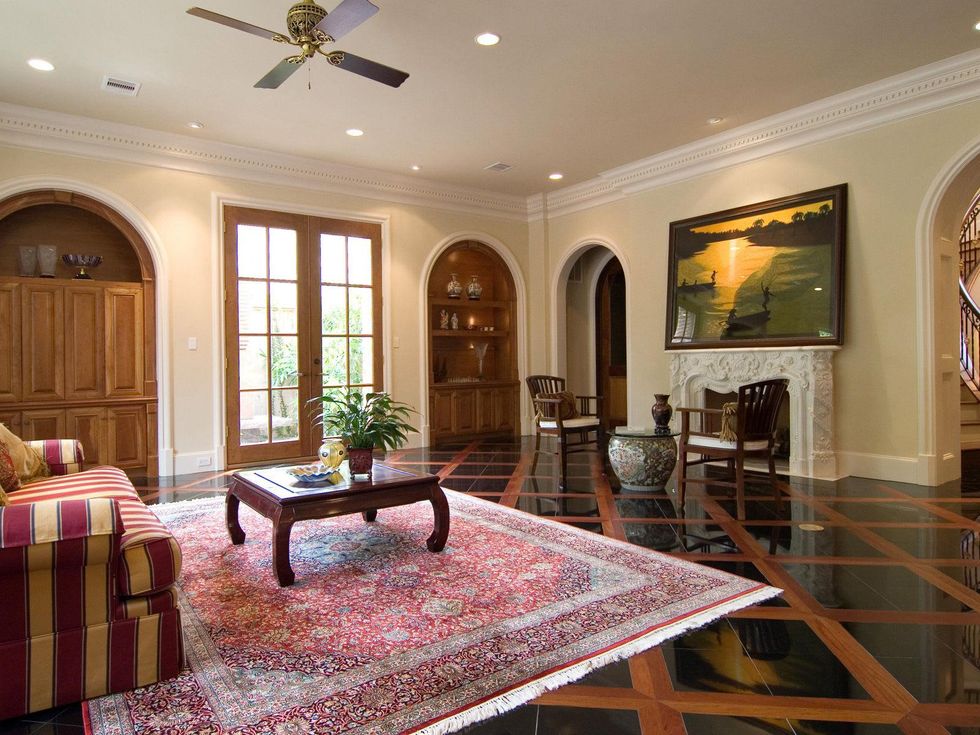 On the Market 2216 Chilton Road January 2015 BEFORE famiy room