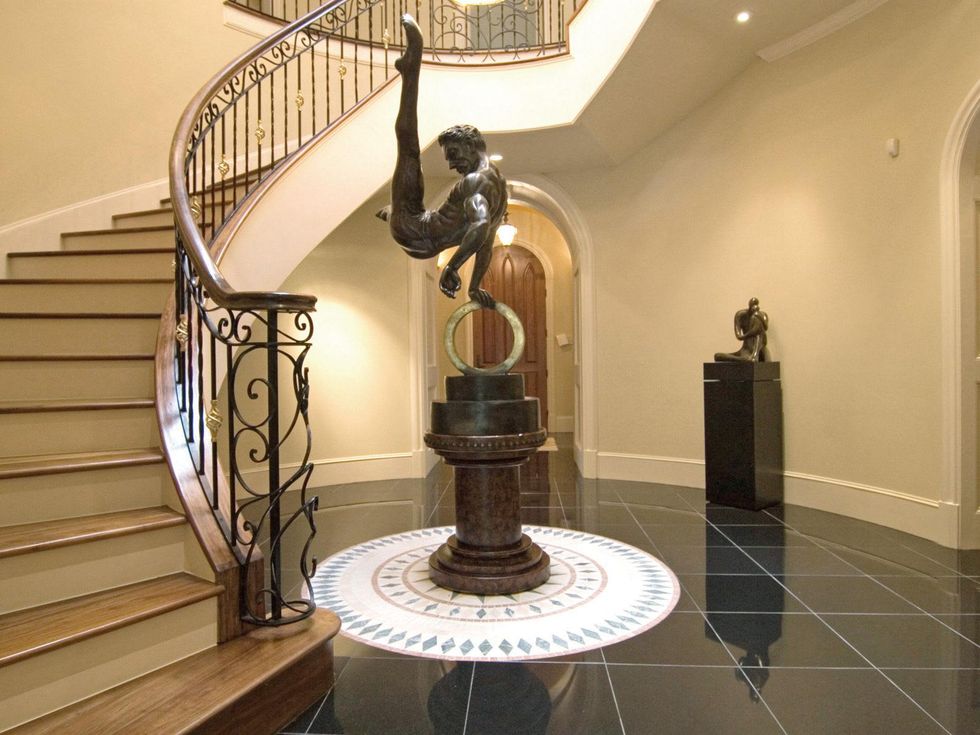 On the Market 2216 Chilton Road January 2015 BEFORE foyer