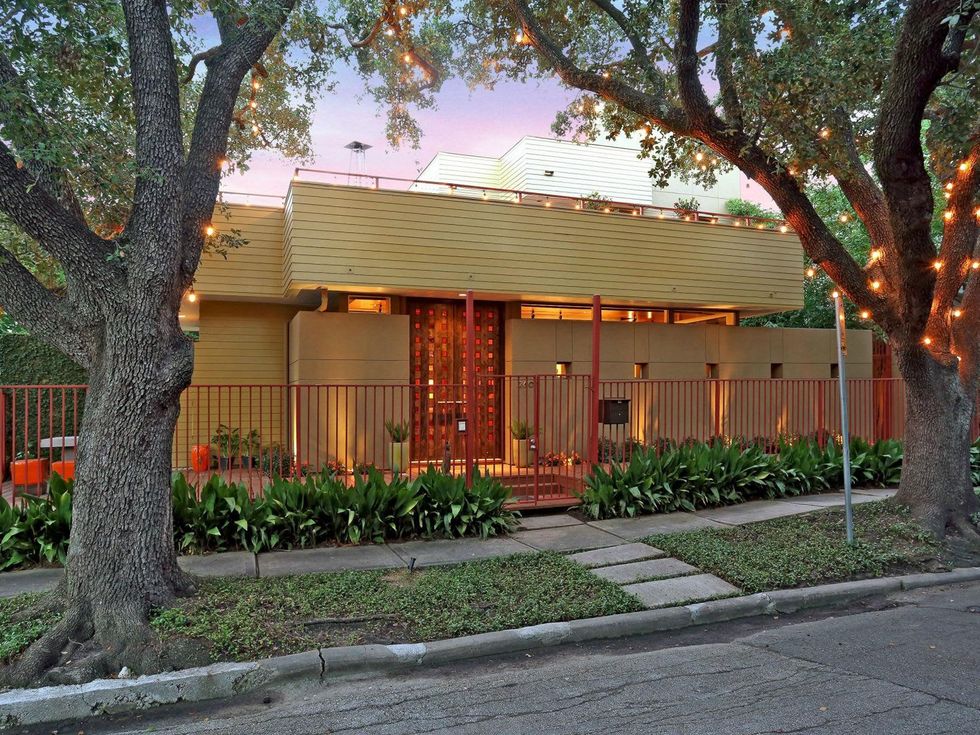 On the Market 2603 Hopkins September 2014 house front