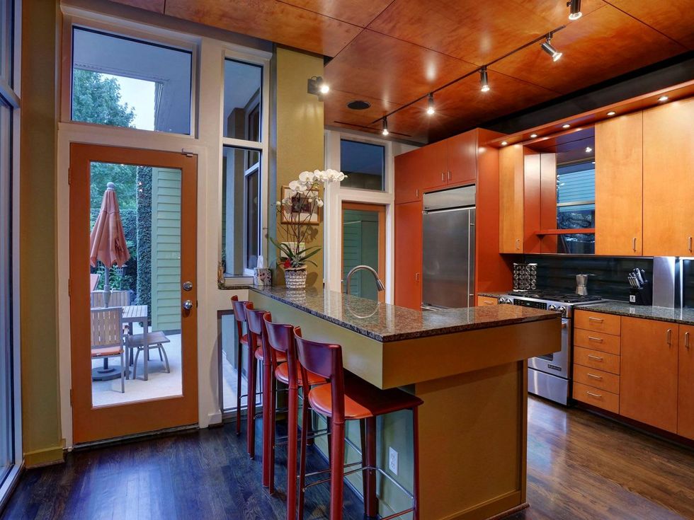 On the Market 2603 Hopkins September 2014 kitchen