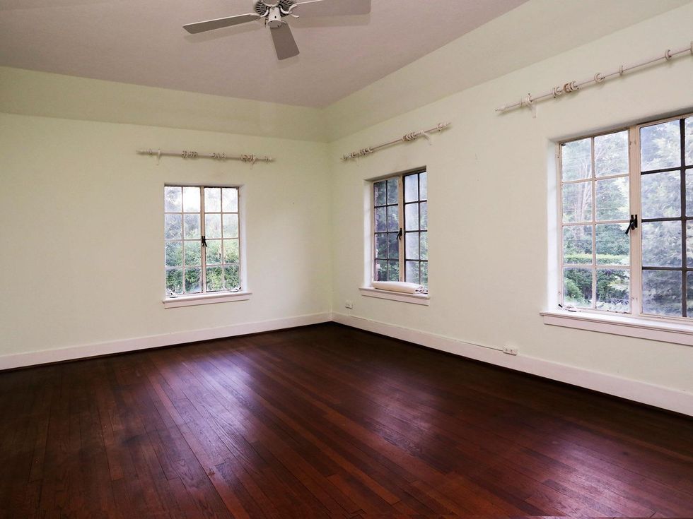 On the Market 3375 Del Monte Drive February 2015 bedroom