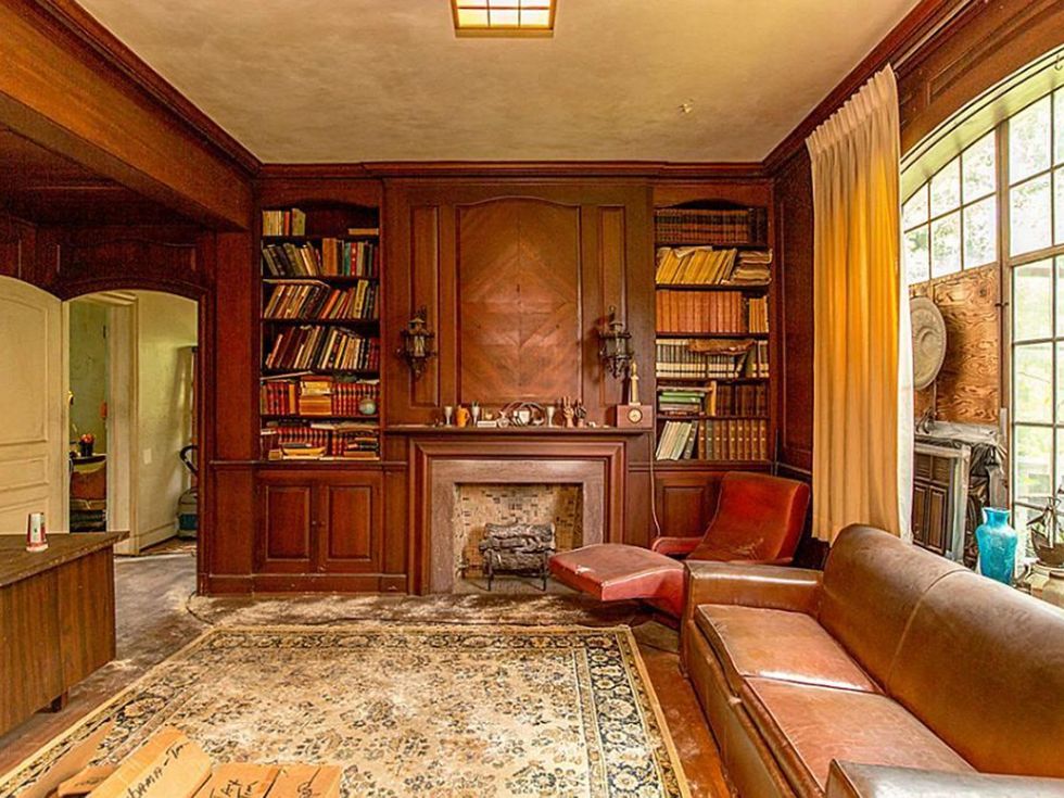 On the Market 4000 S Macgregor Way July 2014