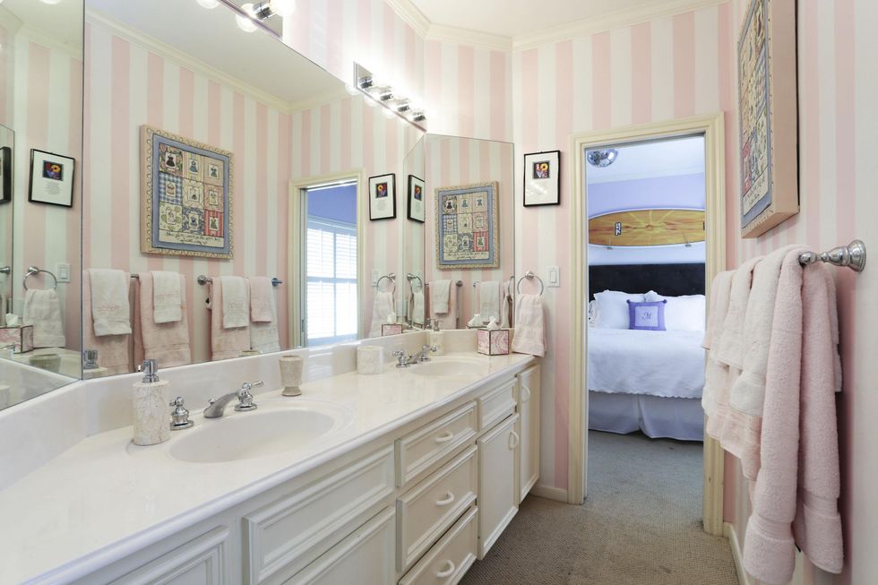 On the Market 4134 Swarthmore March 2014