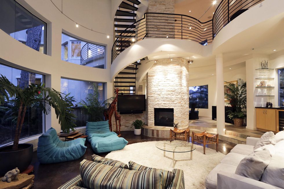 On the Market 426 W. Cowen Drive March 2014