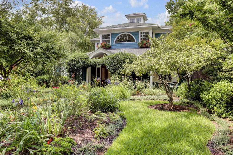 On the Market 4826 Palmetto July 2014