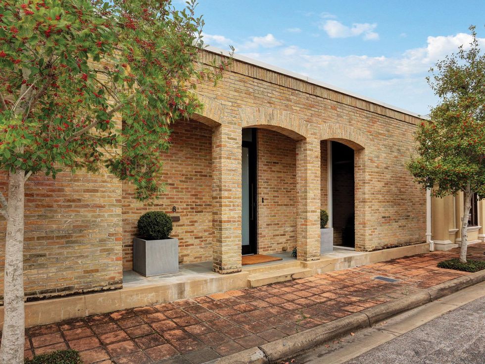 On the Market 5000 Longmont No. 8 January 2015