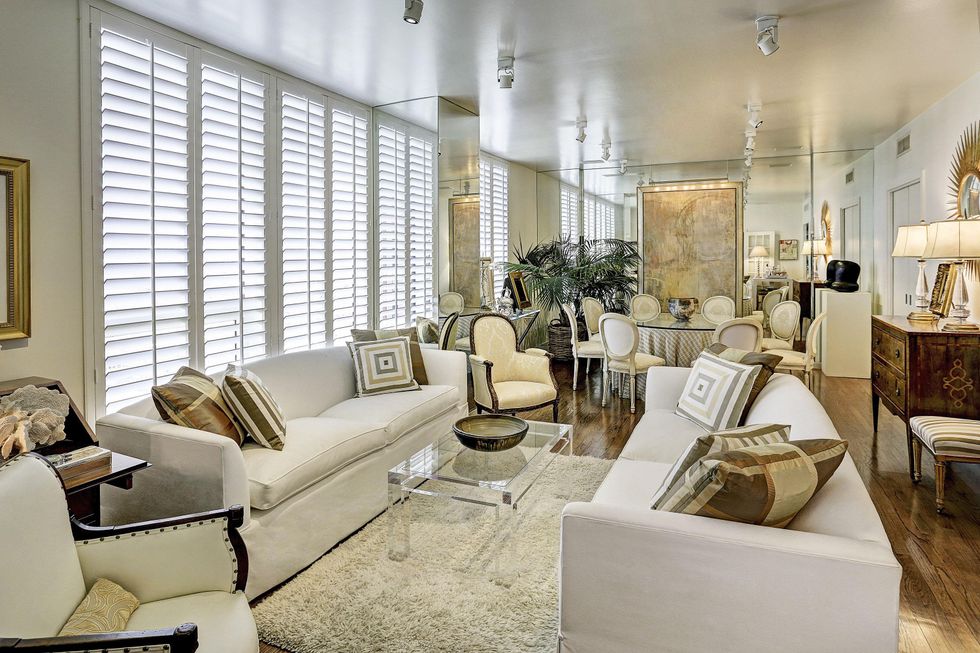 On the Market 5100 San Felipe No. 76E Four Leaf Towers April 2015