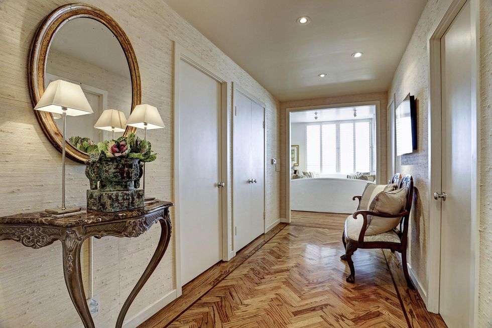 On the Market 5100 San Felipe No. 76E Four Leaf Towers April 2015