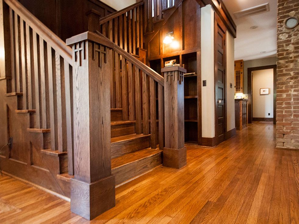 On the Market 512 Archer St. November 2014 Entry Stairwell Nook and Hall