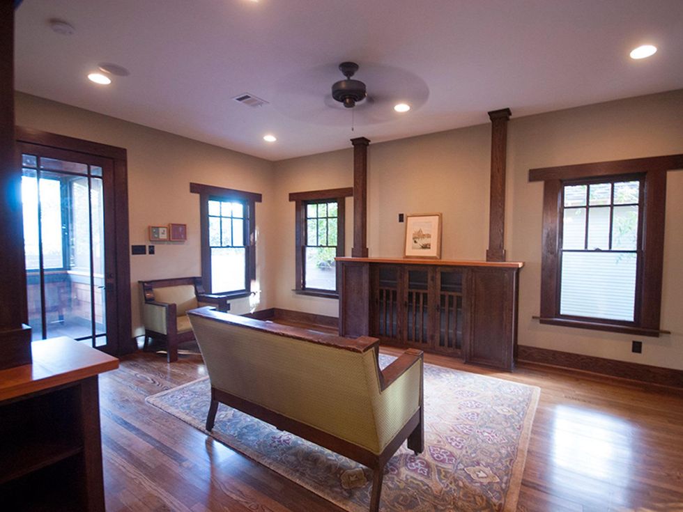 On the Market 512 Archer St. November 2014 Living Area