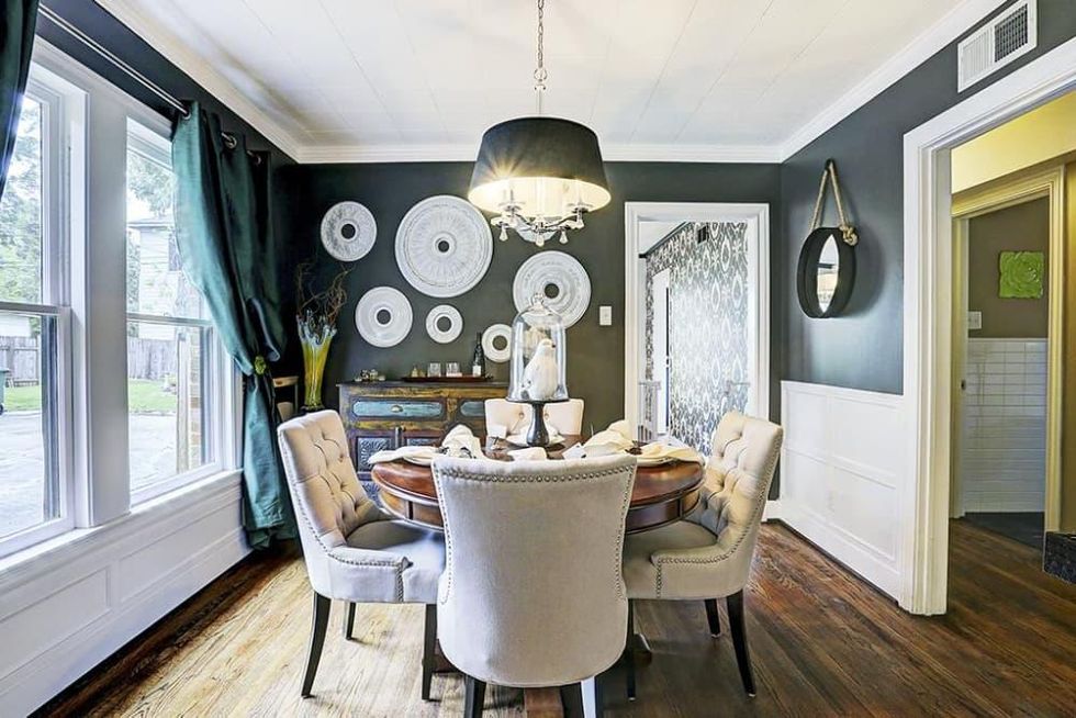 On the Market, 6635 Lindy, April 2016, dining room