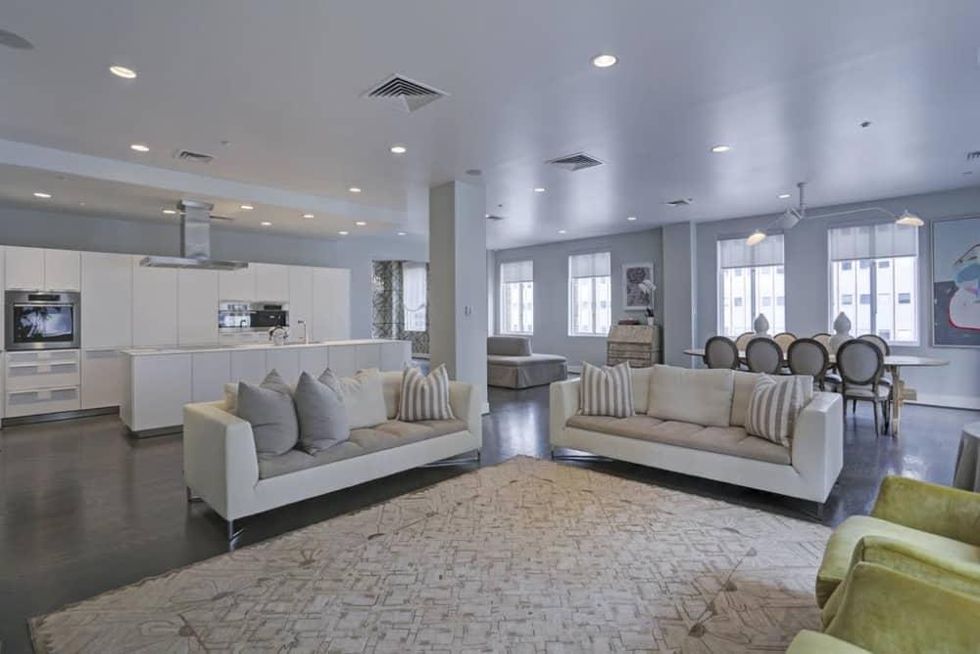 On the Market, 914 Main St., May 2016