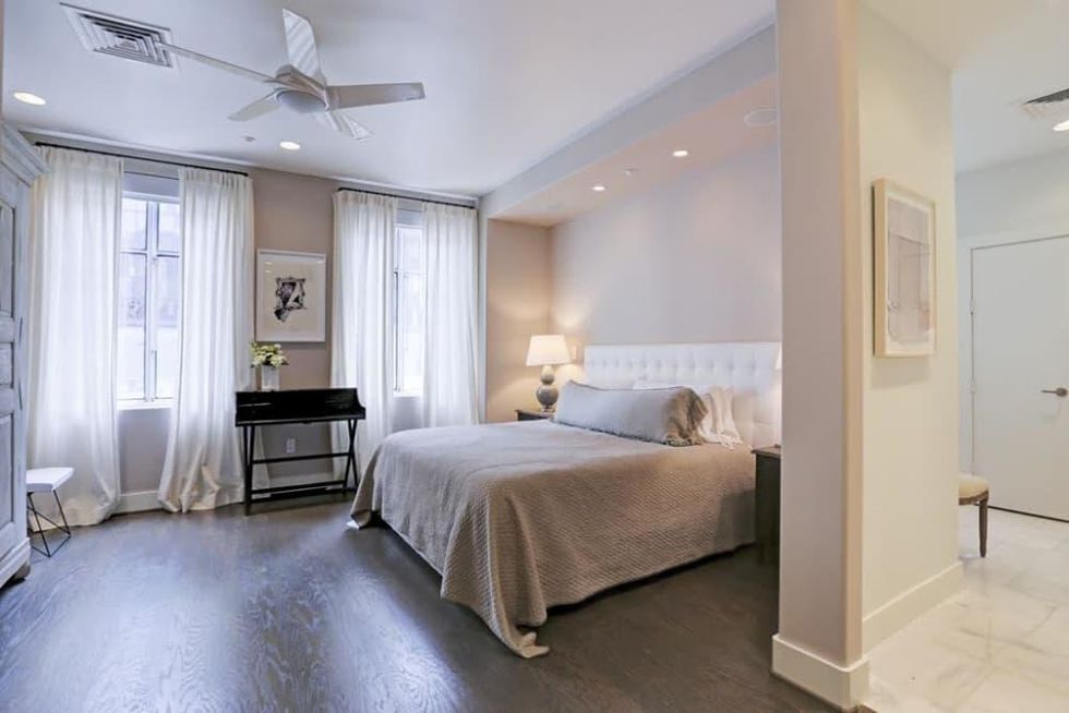 On the Market, 914 Main St., May 2016