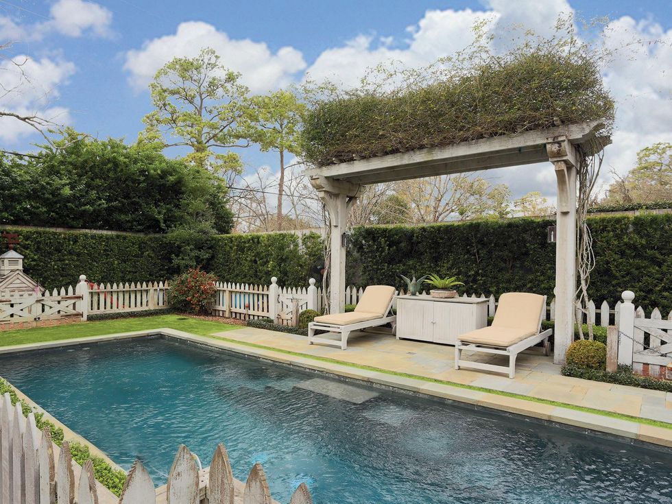 On the Market Greenbay April 2014