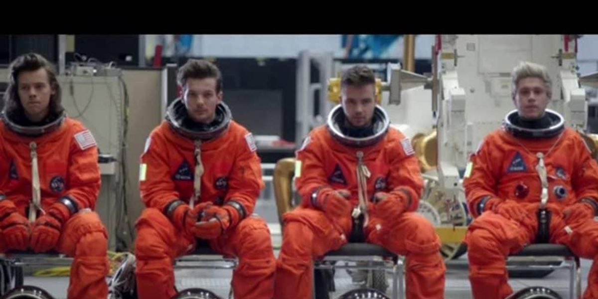 One Direction shows the right stuff in out-of-this-world music video ...