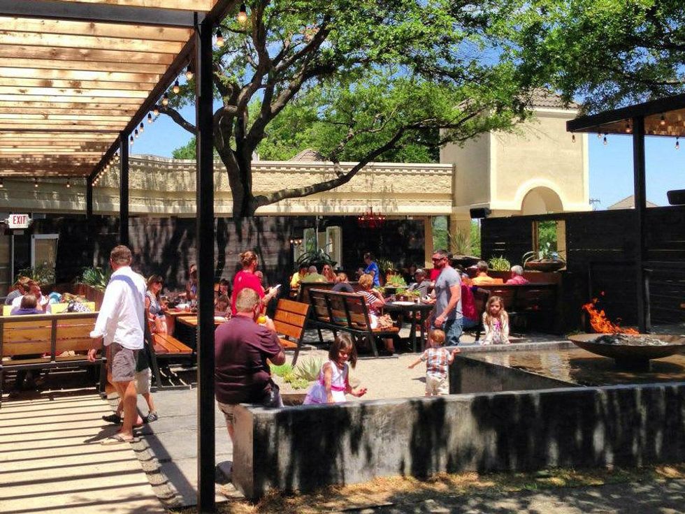 Patio at Cane Rosso White Rock