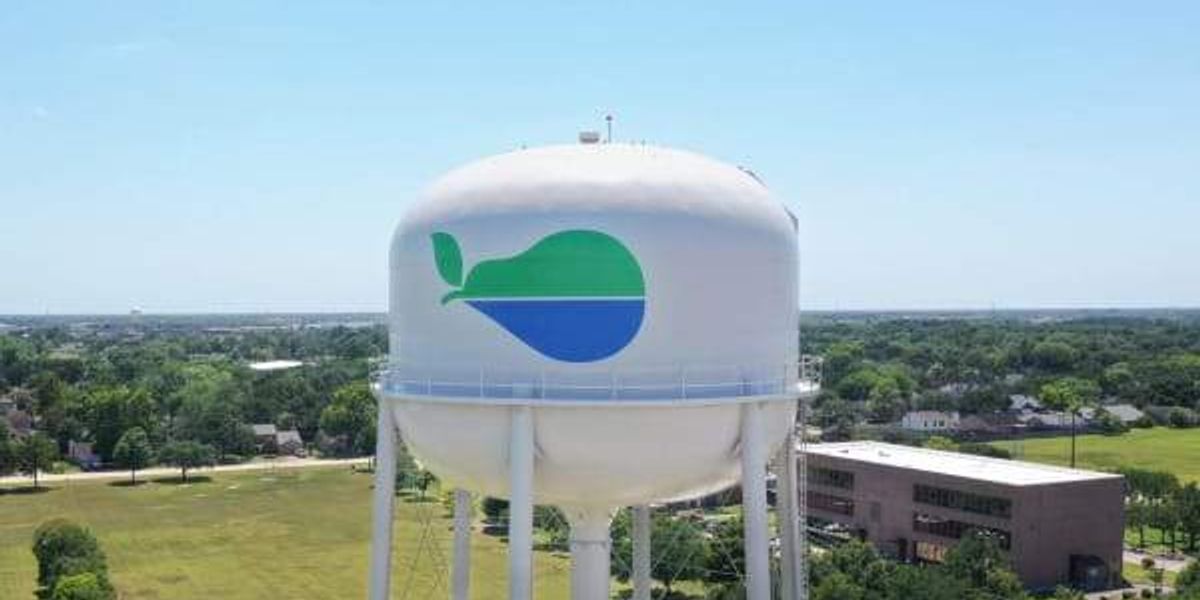 3 Houston neighbors hustle onto top 100 list of U.S. career hotspots