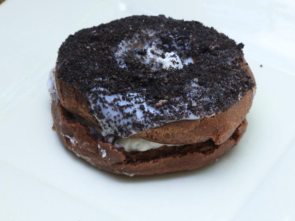 Pena's Donut Heaven & Grill Pearland June 2013 doughnut